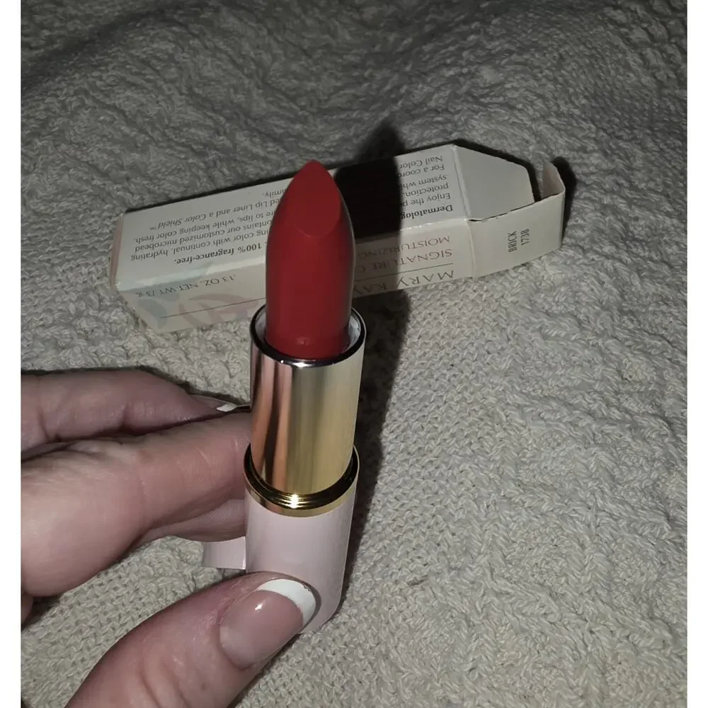 Mary Kay High Profile Creme Lipstick Brick 1738 NIB Discontinued .13 oz